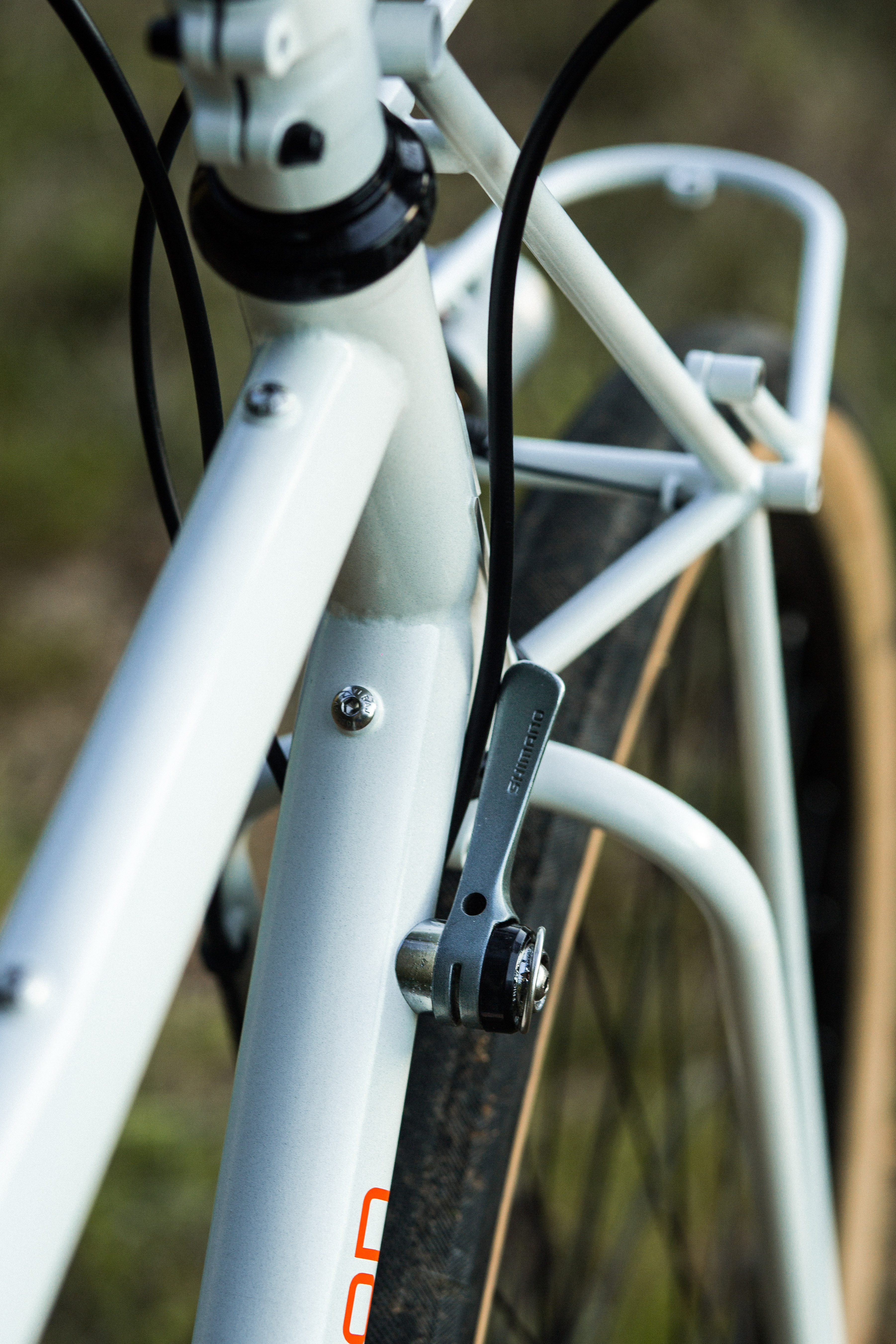 PechTregon-velo-GravelTour-blanc-par-AubinBERTHE-Bidaia-31