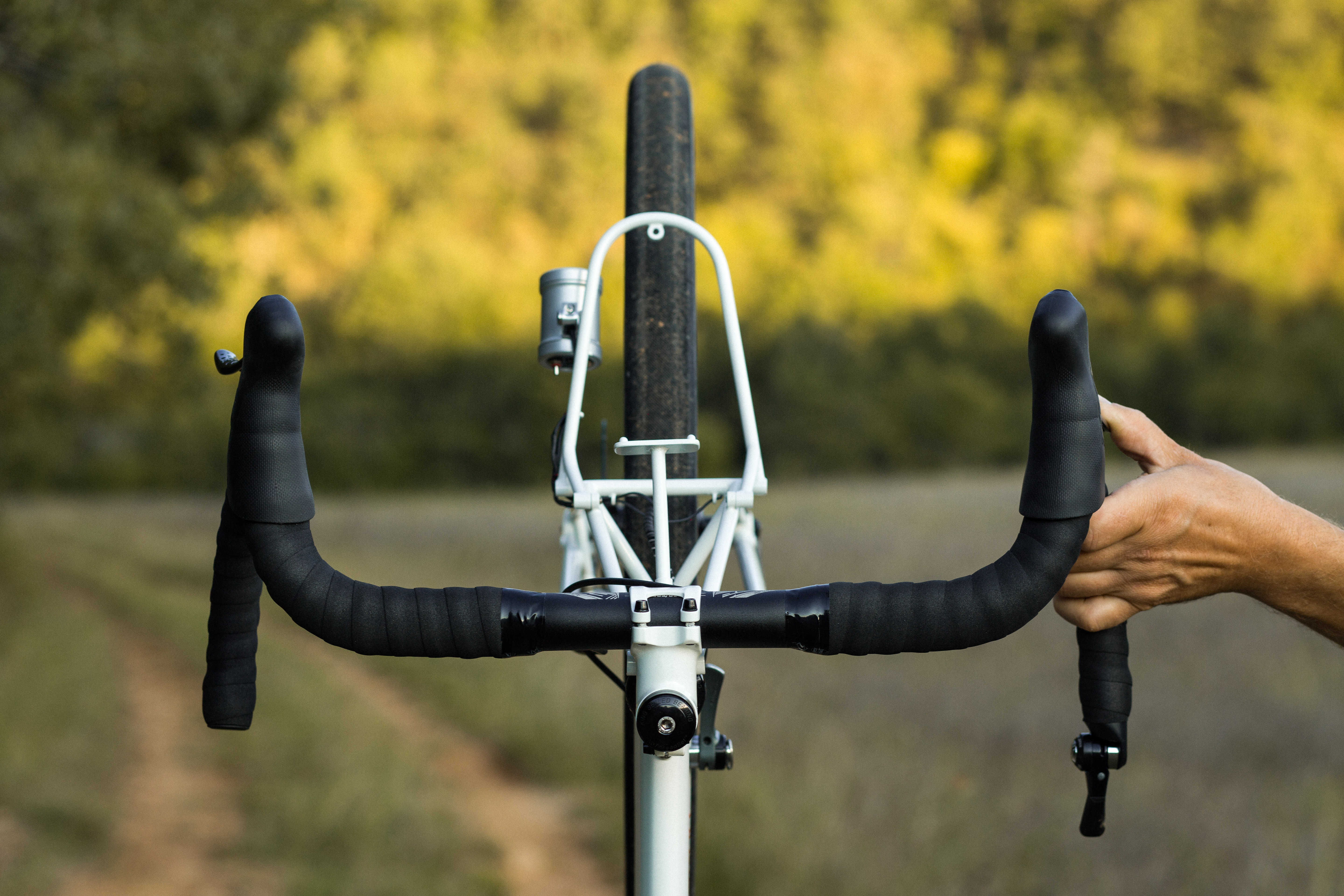 PechTregon-velo-GravelTour-blanc-par-AubinBERTHE-Bidaia-52